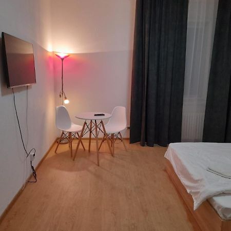 Piata Unirii- 1 Room Studio Apartment Timişoara Exterior foto